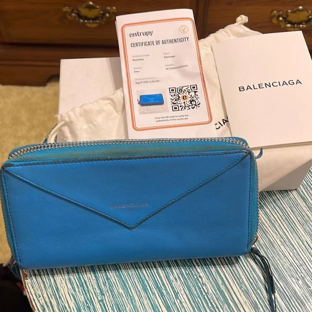 Balenciaga Women’s Leather Papier Continental Lagoon Wallet